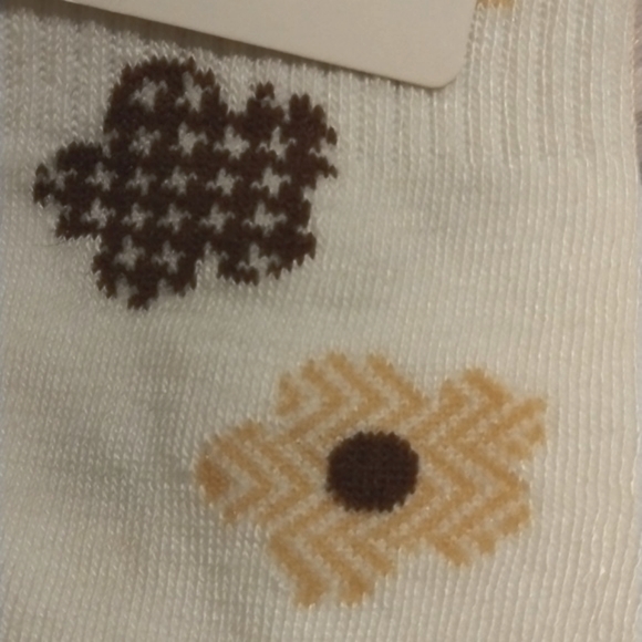 NWT Monogram Flower Cotton Socks - Picture 3 of 5